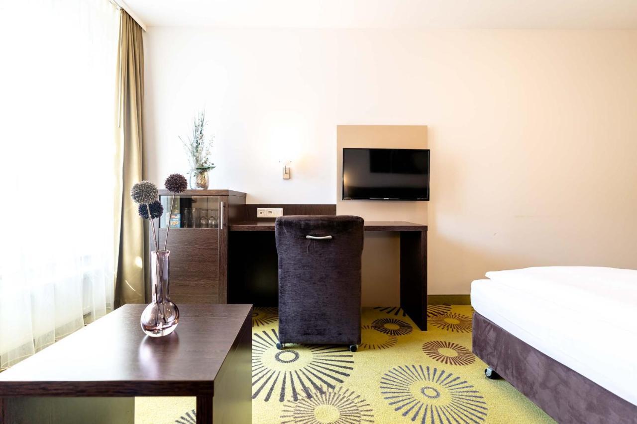 Altstadthotel Guesthouse Die Galerie Ingolstadt Esterno foto