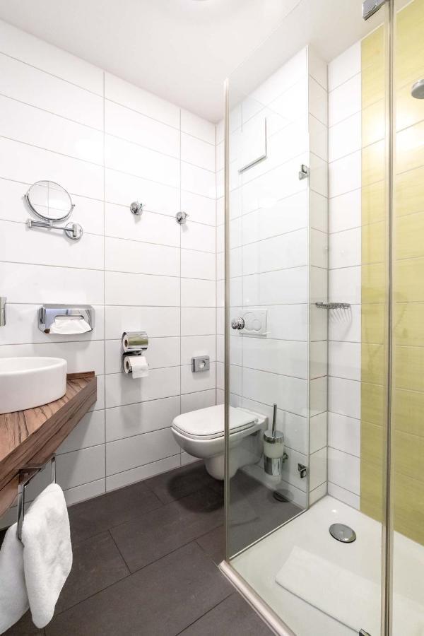 Altstadthotel Guesthouse Die Galerie Ingolstadt Esterno foto